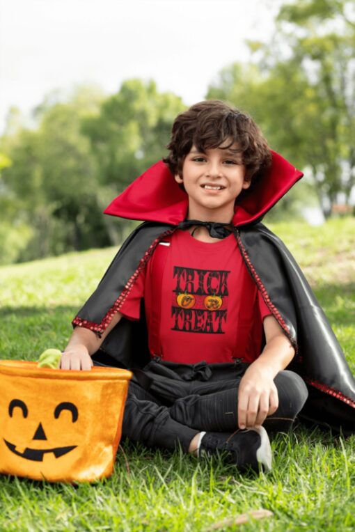 kids halloween short sleeve shirt with trick or treat text